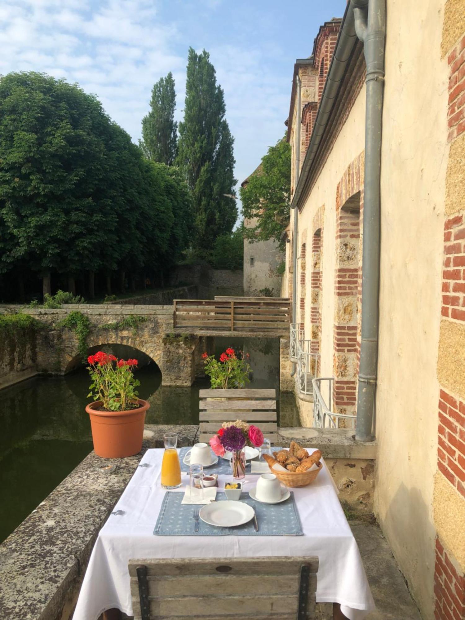 Chateau De La Cour Senlisse المظهر الخارجي الصورة